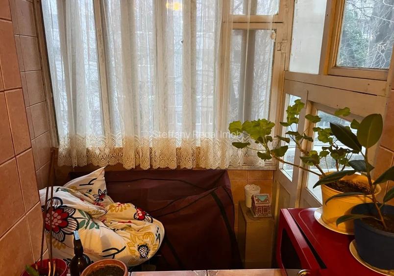 Apartament 2 camere de vanzare  Drumul Taberei - 5