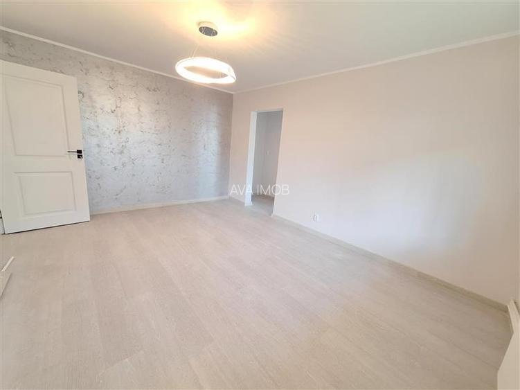Apartament 2 camere, Renovat complet, zona Cora Bacau - 13