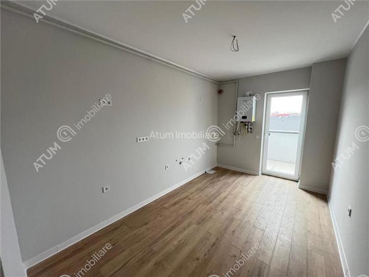 Apartament la cheie cu 3 camere si balcon zona Pictor Brana Selimbar - 4