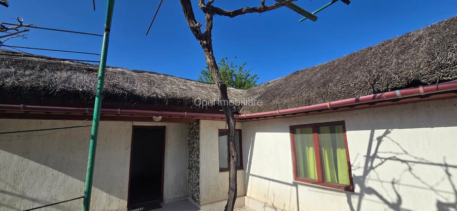 Exclusivitate-Vadu, zona centrala, casa 75mp, teren 1917 mp/31ml deschidere - 35