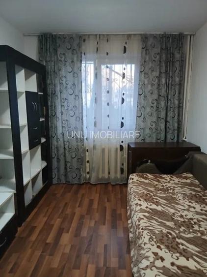 Apartament cu 2 camere - zona Podu Ros - Restaurant Odeon - 4