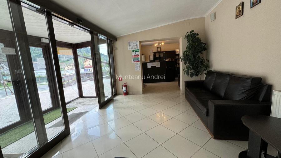 HOTEL PARAUL RECE BUSTENI DE VANZARE - 12