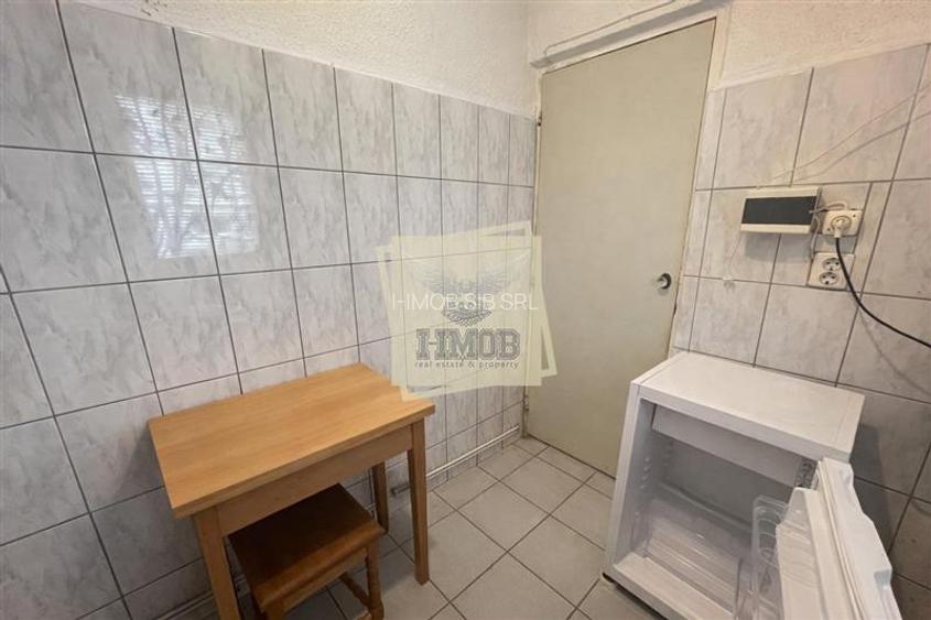 Garsoniera cu balcon etaj 1 zona Valea Aurie - 4