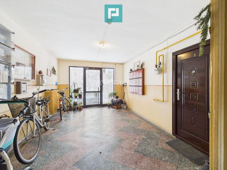 Apartament 3 camere, decomandat, în Zona Șagului - 1