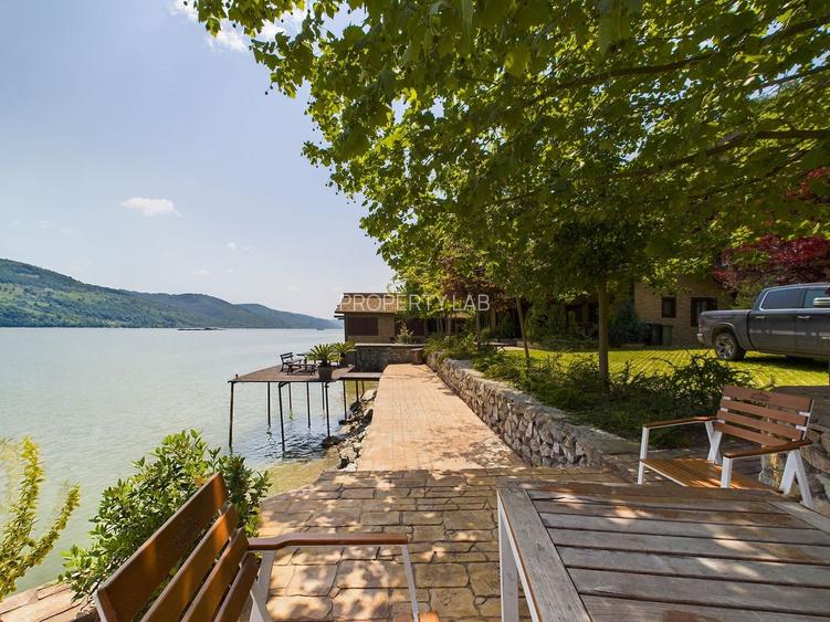 Pensiune de Lux pe Malul Dunării în Dubova - 18