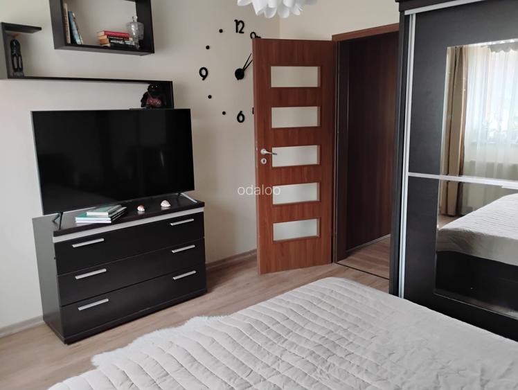 EXCLUSIVITATE; AP 3 Cam Floresti mobilat utilat stare foarte buna plus parcare - 2