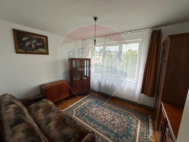 DE VANZARE- apartament 2 camere , ULTRACENTRAL - 6