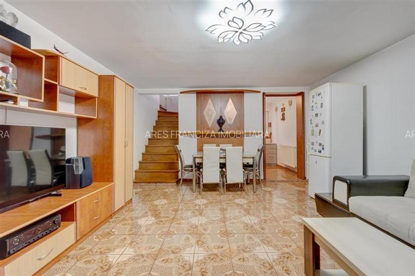 23 AUGUST -  BD. BASARABIA,7 CAMERE,201 MP,AN 2015,TEREN 187 MP - 13