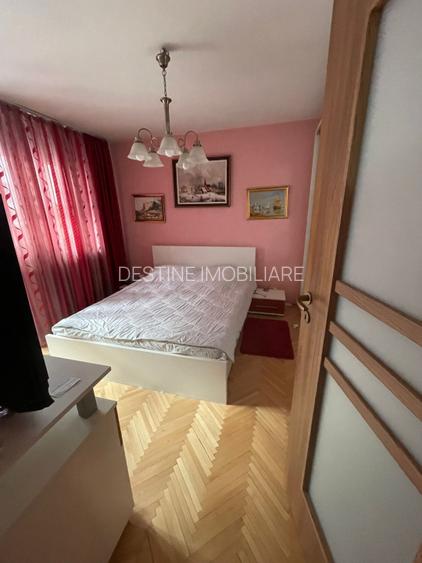 Apartament 3 camere decomandat ,Valea Ialomiței - 4