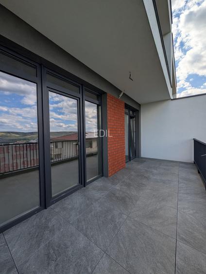 Duplex 4 camere, 180mp + demisol open-space, 280 mp teren, Narciselor, Florești - 13