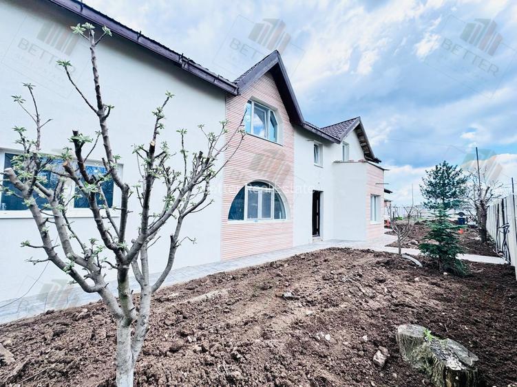 Casa Individuala 6 Camere - 4 Bai - Gata de Mutare - 9