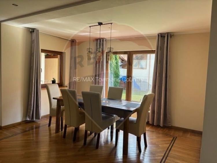 Casă / Vilă cu 5 camere de vânzare - 10