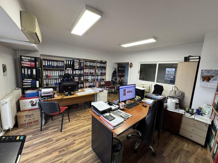 Spatii de birouri de vanzare *Piata Unirii* suprafete intre 27-182mp - 18