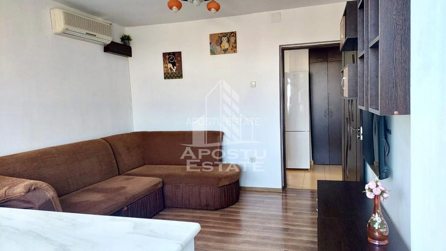 Apartament cu 2 camere, decomandat, bloc cu lift, zona Sagului - 2