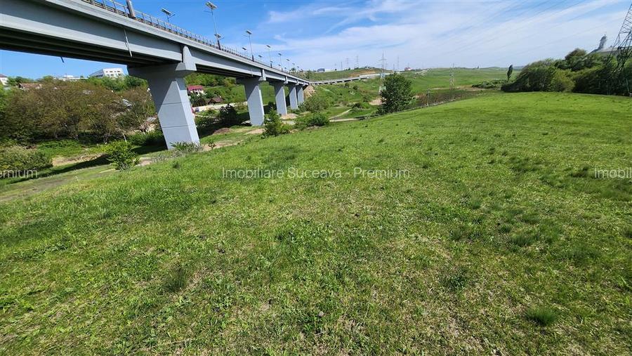 Teren Intravilan 4438 mp Intrare in Suceava! De Vanzare 0727817187 - 9
