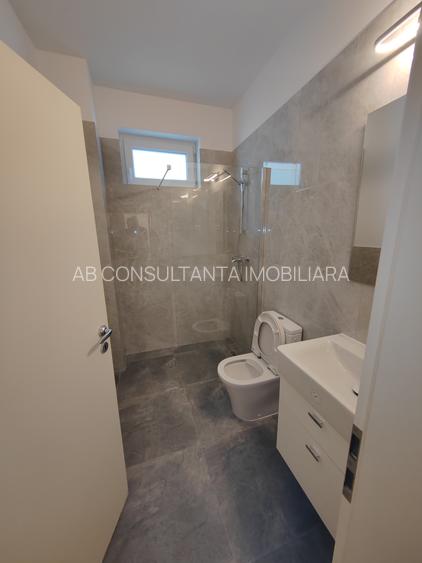 Floreasca vila 7 camere renovata - 9