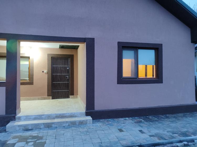 Casa 3 camere - Valu lui Traian - 147.000 euro(Cod E5)