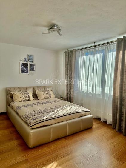 VILA CARTIER ZAMORA//BUSTENI - 10