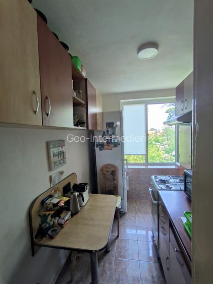 Apartament 3 camere - 12