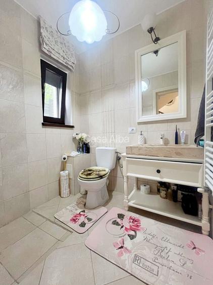 Eleganta & confortul se intalnesc aici! Proprietate superba de vanzare - 15