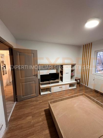 Apartament 3 camere, situat in zona CET - 7