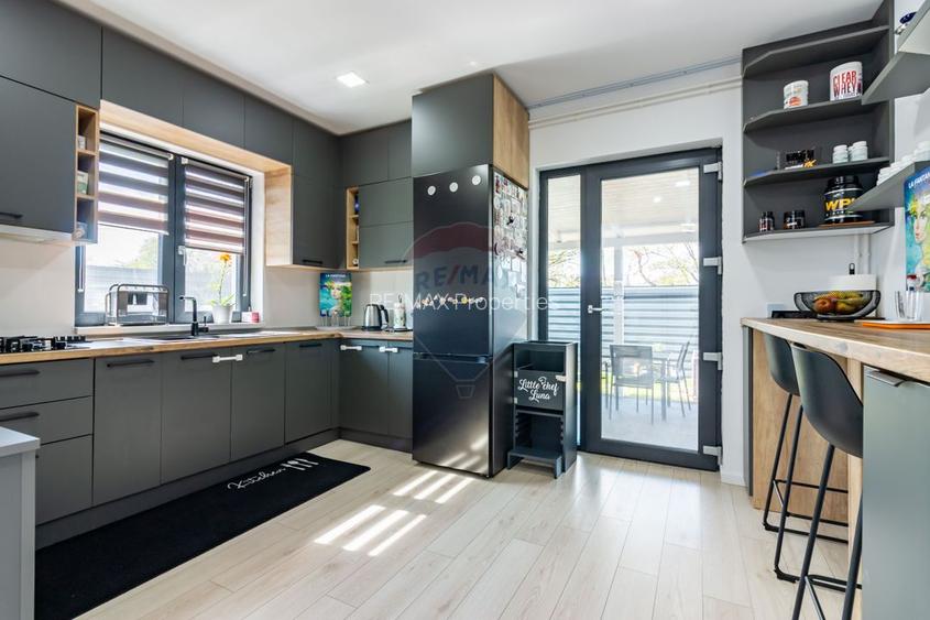 Casă / Vilă Vânzare Tunari/Dimieni Casă Single - 2