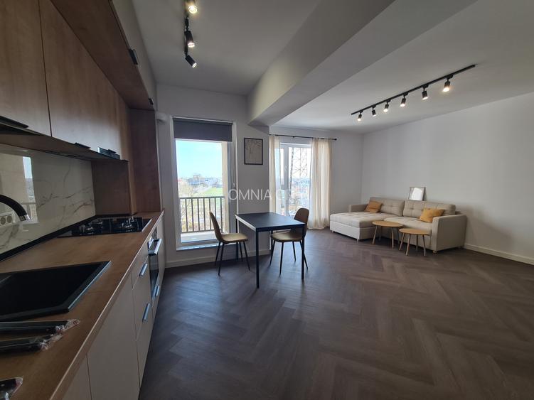 Apartament luminos,  zona  buna, bine compartimentat, mobilat, prima inchirere. - 3