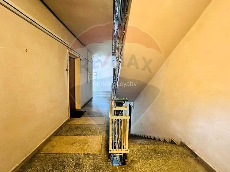 Garsoniera 45.4mp si boxa, Metrou Favorit la 5 minute, Vedere Libera - 11