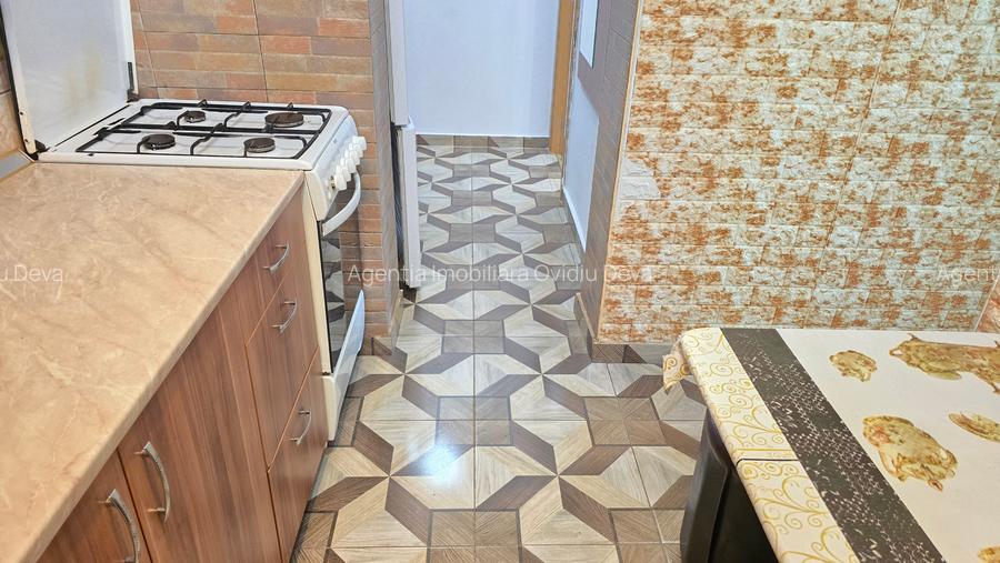 Inchiriez apartament cu 2 camere in Deva, Bld. Dacia, parter, mobilat - 5