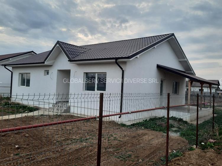 FARA COMISIOANE in COMPLEX  DE CASE, casa cu 4 camere 2 bai PARTER +pod cu placa - 15