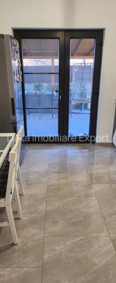 Vila 6 camere, mobilata, utilata-Bragadiru Independentei! - 9