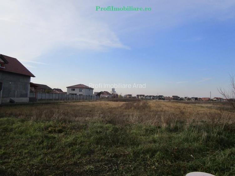 Teren in Gradiste 1.500 mp, Fs-33 ml, aproape de Biserica Ortodoxa - 5