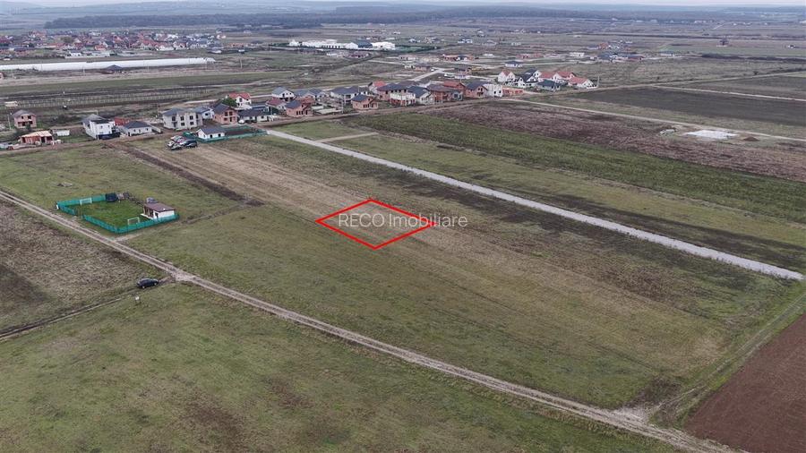 RECO teren intravilan de vanzare - Cihei , str Apateului - 2