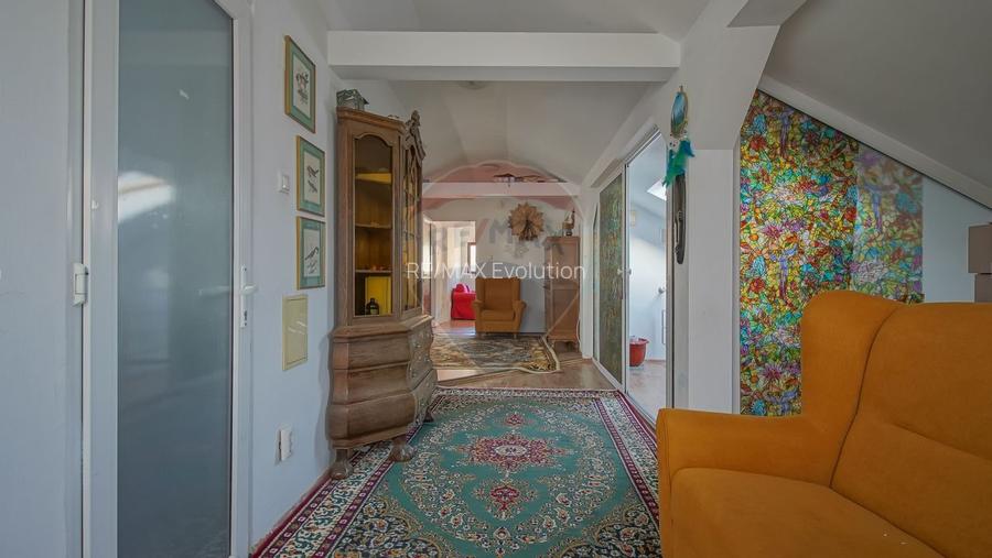 PODUL LUI GRID 13 | CASA 4 CAMERE CU DOUA BAI SI PRIVELISTE | SCHEI - 35