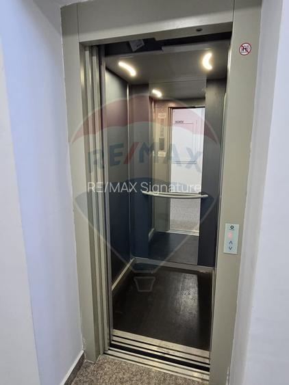 DE VANZARE Apartament cu 3 camere CLUB LAC SNAGOV - 23