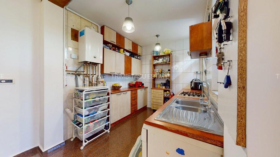 De vanzare Casa zona Calea Calarasi - 12