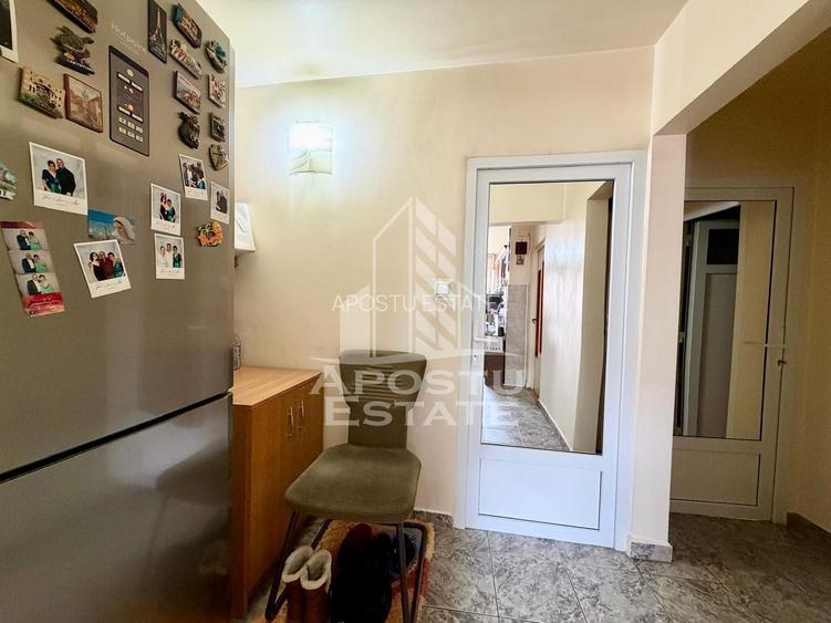 Apartament 3 camere, etaj 1, Boxa,  centrala proprie, zona Lipovei - 5