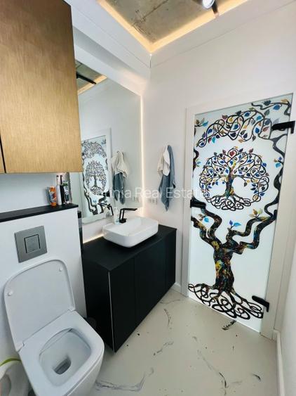 Vila de v&acirc;nzare &icirc;n Palazu Mare - 18