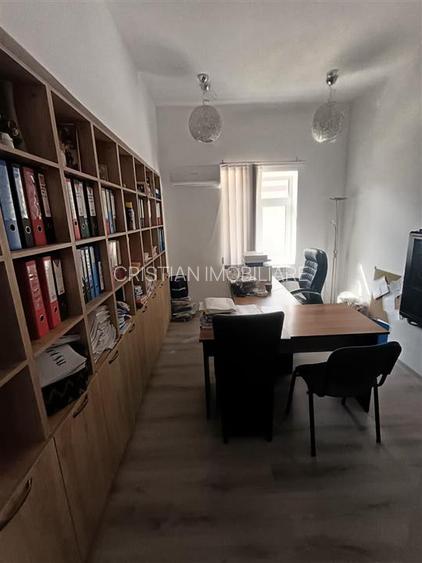 Spatiu comercial 350 mp cu teren 780 mp, pret 14 Euro mp - 8