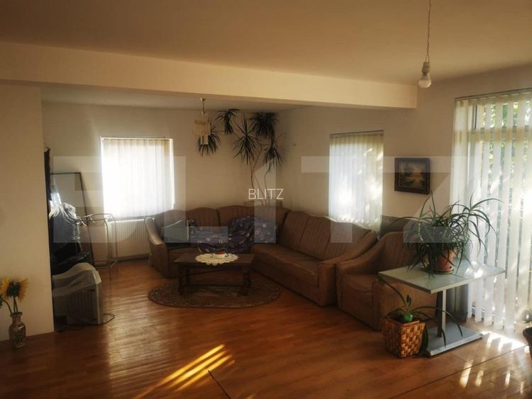 Casa 10 camere, 300 mp utili , teren 700 mp  - 4