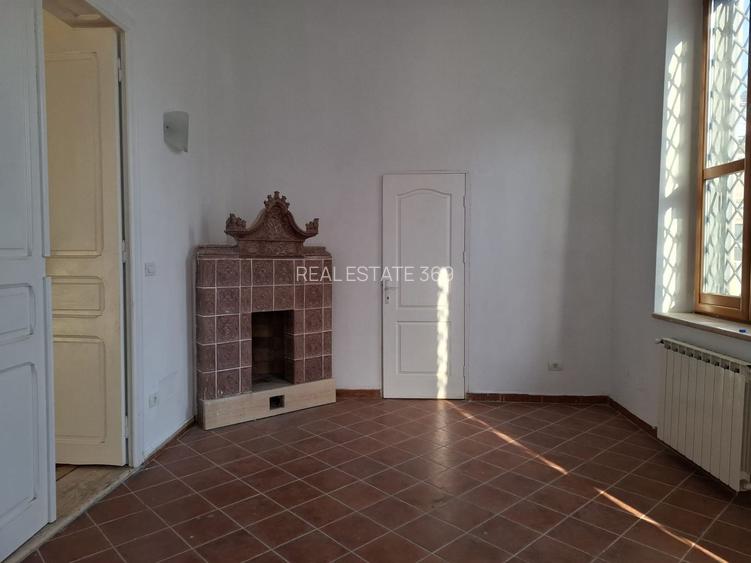 URGENT!, et. 1/P+2+M in vila arhitectonica, liber, NEGOCIABIL - 3