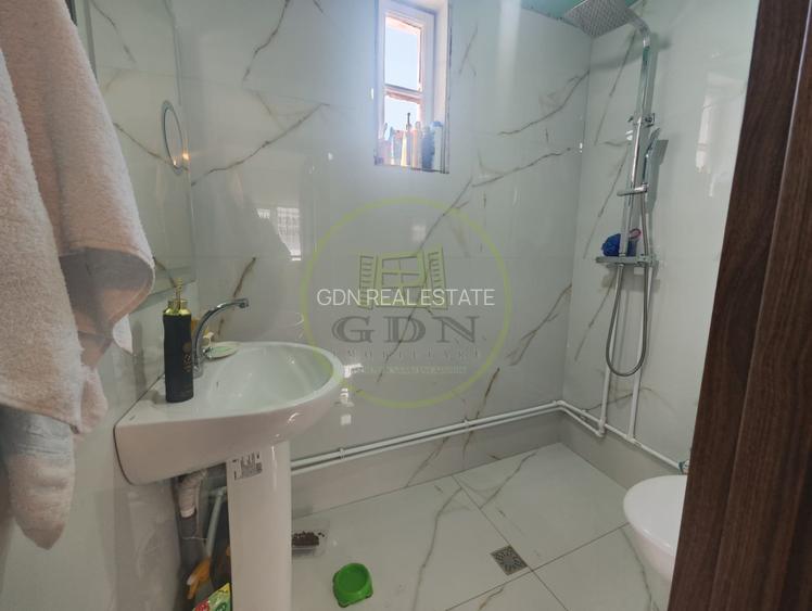 Spatiu comercial 9 camere, casa 2 camere,  teren 354 mp, Brestei. - 15