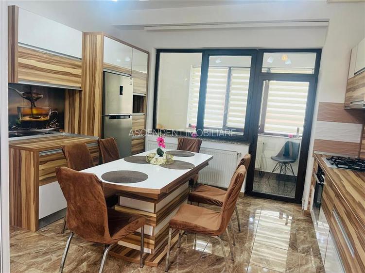 Apartament 3 camere decomandat,  mobilat, utilat modern, zona Coresi, Tractorul, - 14