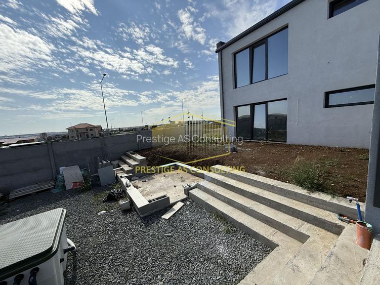 Vila moderna cu structura metalica, tehnologie NZEB si piscina | Giarmata - 16