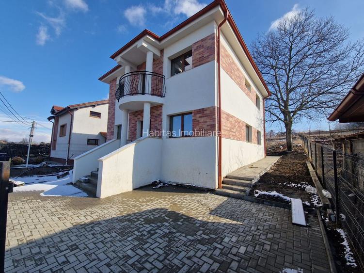 Casa individuala, teren 700 mp, semifinisata, Dezmir zona str Closca - 12