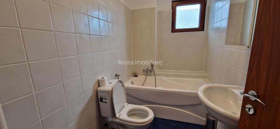 Apartament 3 camere Cozia Residence - 10