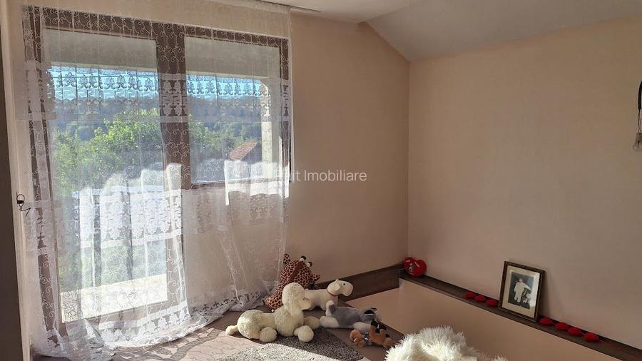 Casa de Vanzare Corbeni- Oestii- Arges - 15