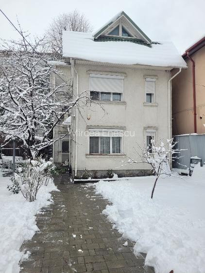 Proprietar - Casa si teren P+E+M, 275 mp teren la 7 minute de metrou - 2