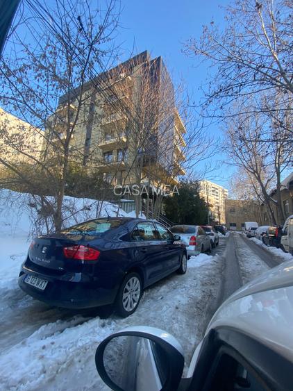 Apartament 4 camere bloc boutique si terasa de 25m - 53