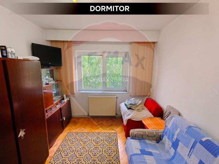 Apartament de vanzare cu 3 camere  Petru Rares Etaj 3 - 4